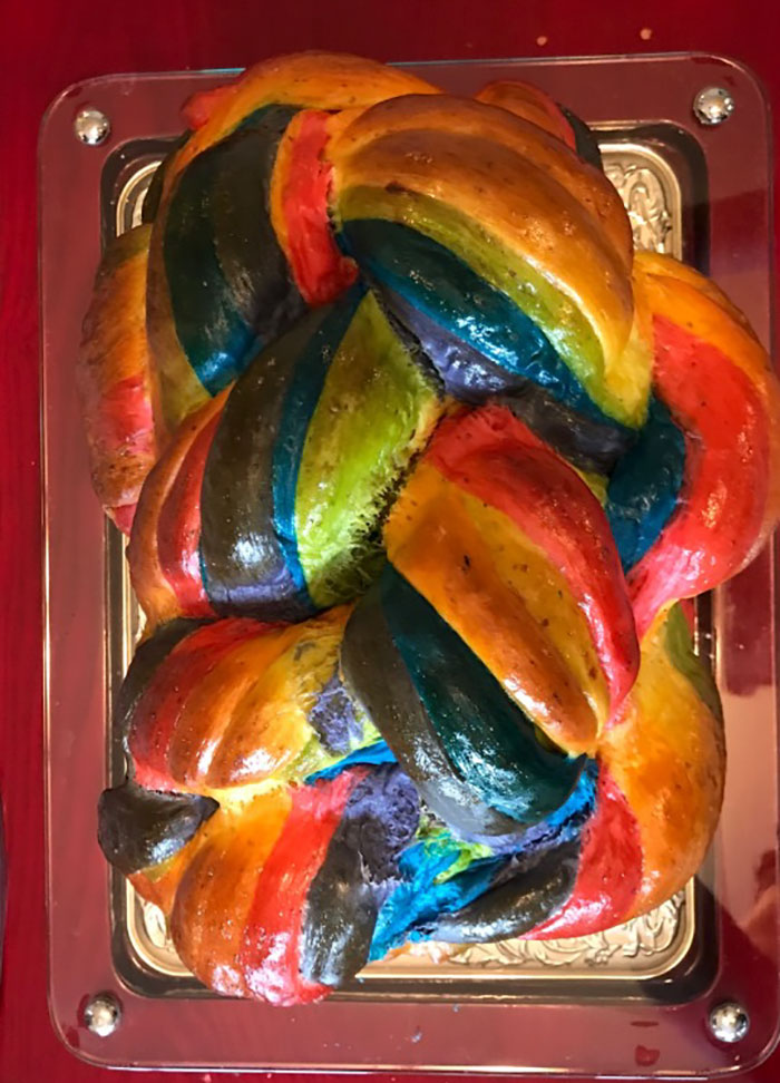 People Applaud This Mom Who Baked A Rainbow Challah To Celebrate Pride Month