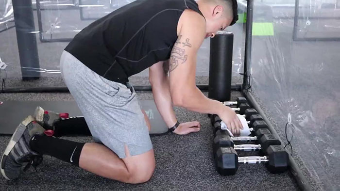 This California Gym Built Ten Feet Individual Pods For Working Out And People Have Mixed Feelings About It This California Gym Built Ten Feet Individual Pods For Working Out And People Have Mixed Feelings About It
