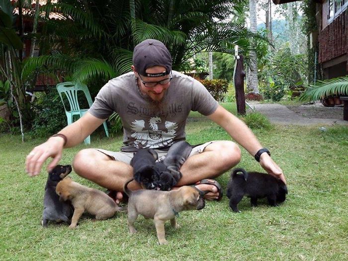 Couple Moves To Thai Island, Adopts 15 Strays After Losing Their Beloved 10 Y.O. Doggo