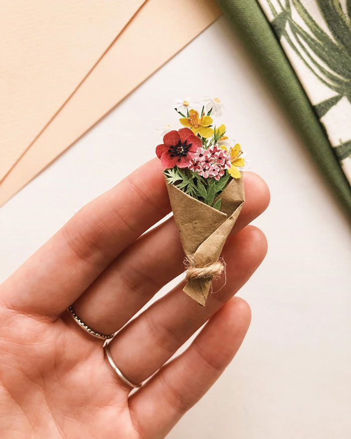 Tiny-Mini-Paper-Flower-Bouquets-Tania-Lissova