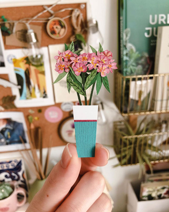 Tiny-Mini-Paper-Flower-Bouquets-Tania-Lissova