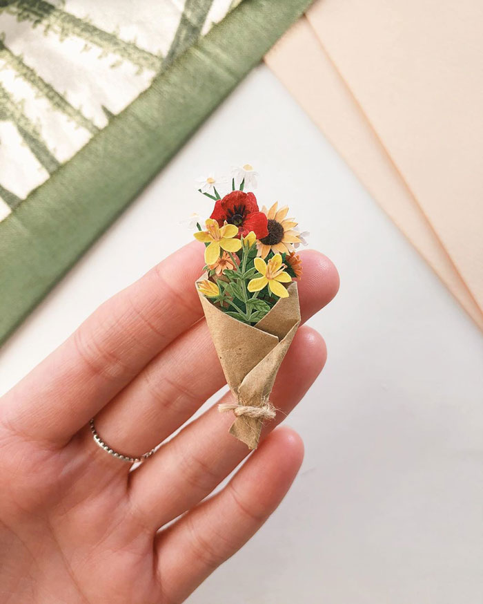 Tiny-Mini-Paper-Flower-Bouquets-Tania-Lissova