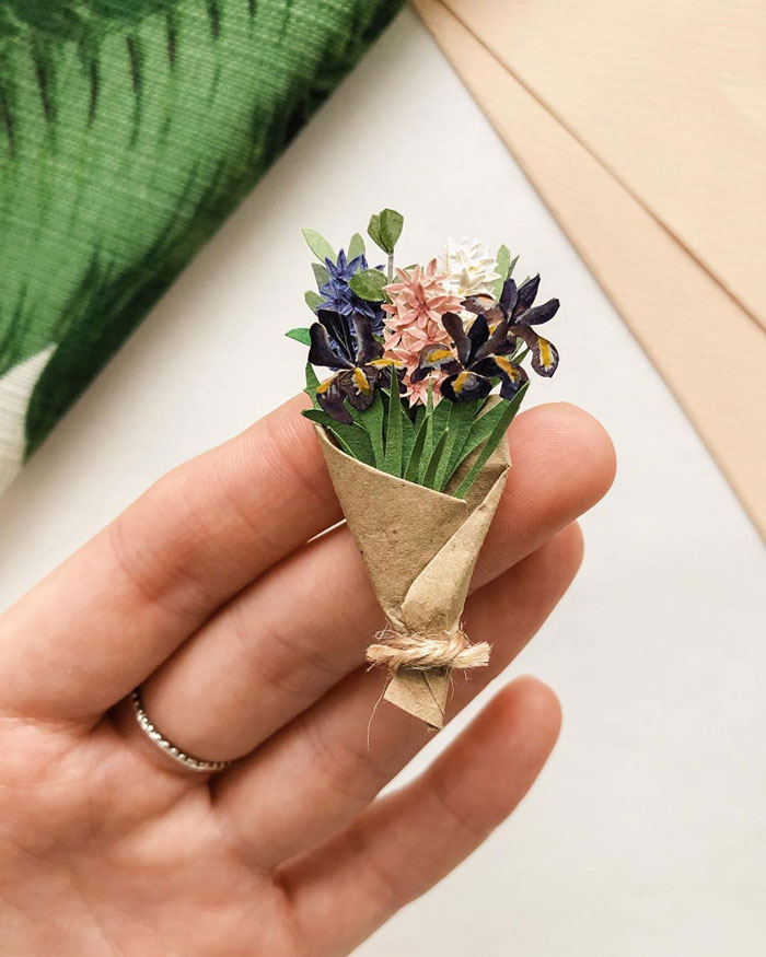 Tiny-Mini-Paper-Flower-Bouquets-Tania-Lissova