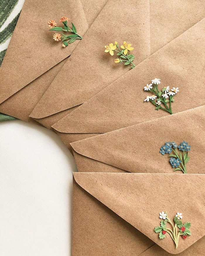 Tiny-Mini-Paper-Flower-Bouquets-Tania-Lissova