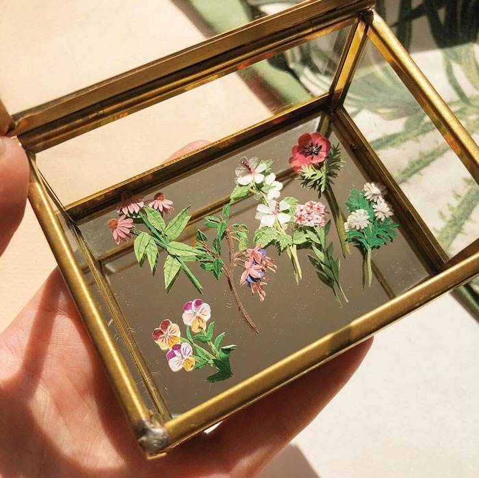 Tiny-Mini-Paper-Flower-Bouquets-Tania-Lissova