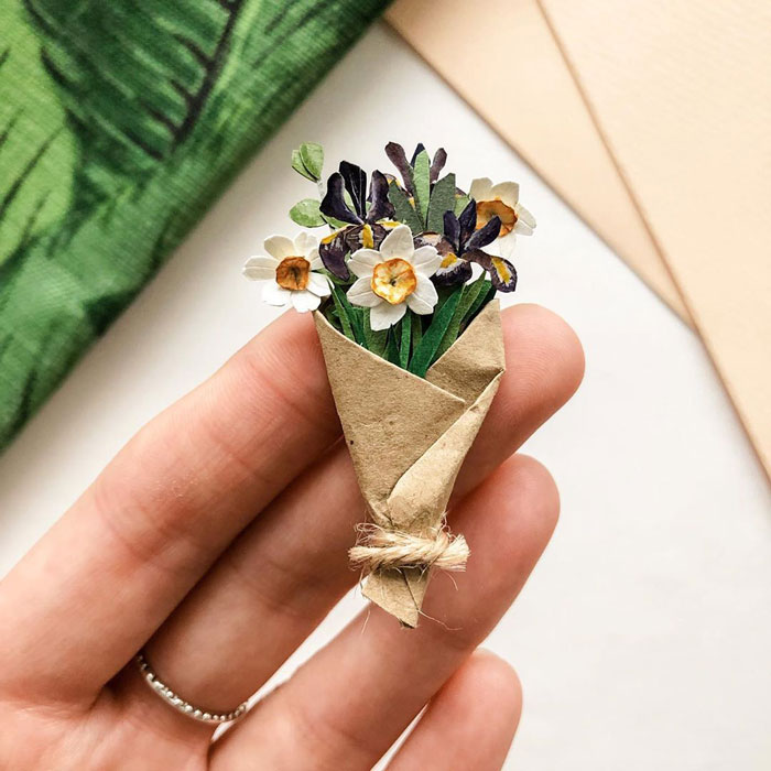 Tiny-Mini-Paper-Flower-Bouquets-Tania-Lissova