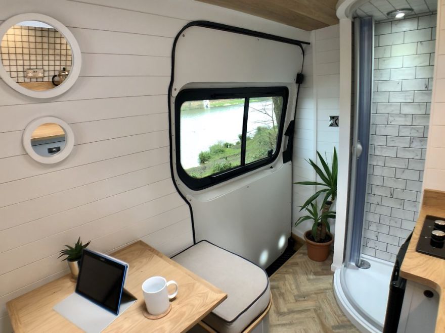 Stunning Volkswagon Crafter Van Both Inside And Out.