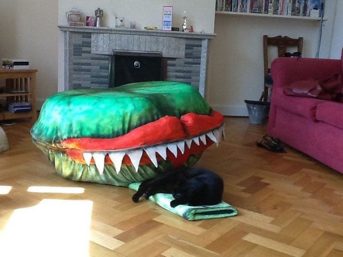 It’s A Working, Full Scale, Theatrical Prop Of Audrey II From Little Shop Of Horrors