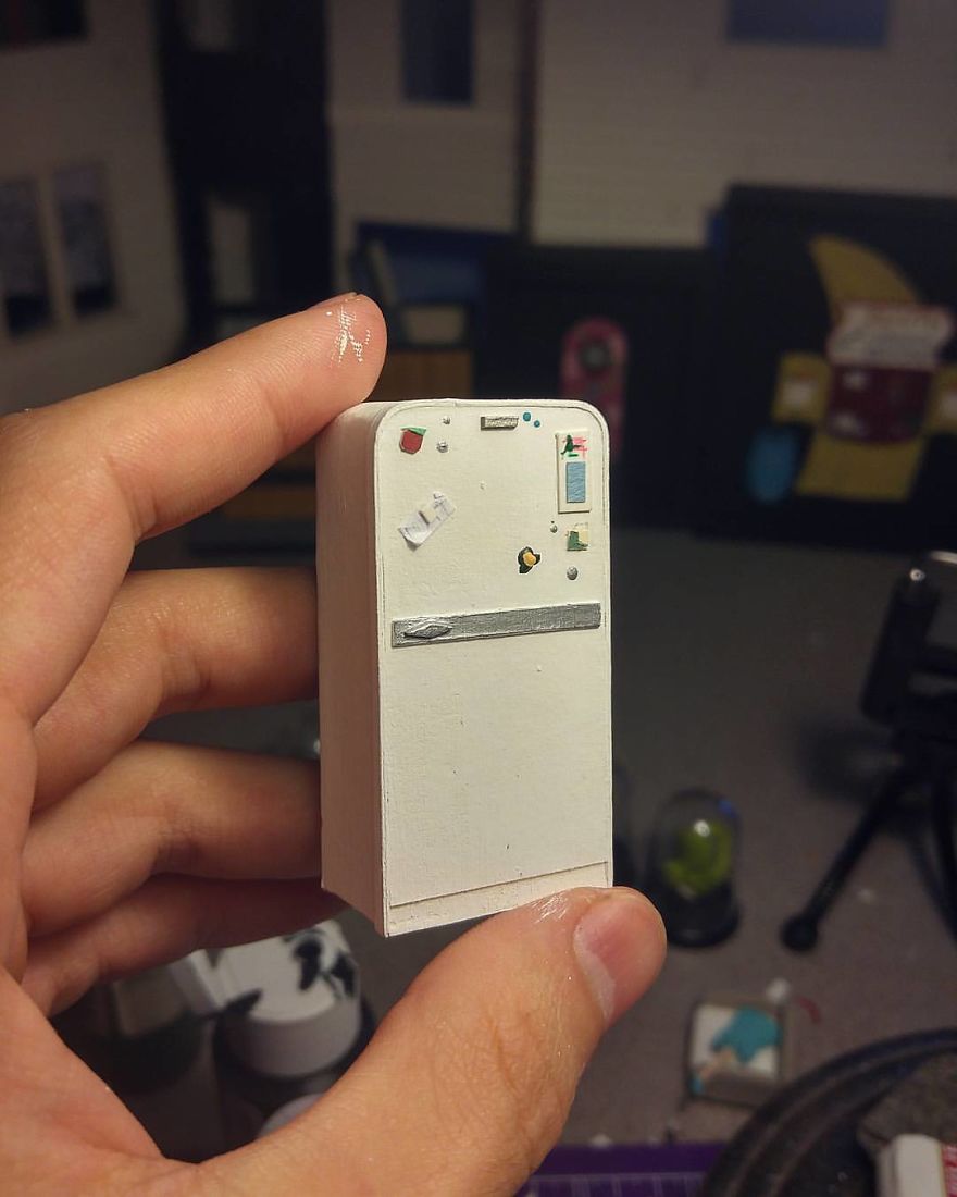 I Built A Tiny Model Of Monica’s Kitchen From “Friends” (11 Pics) I Built A Tiny Model Of Monica’s Kitchen From “Friends” (11 Pics)