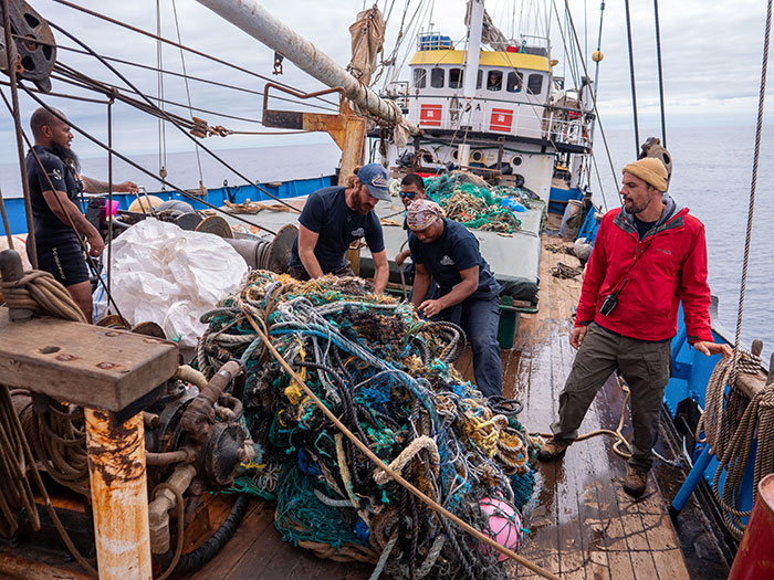 Hawaiian Crew Goes On A 48-Day Expedition And Sets Record For Largest Haul Of Plastic Removed From The Great Pacific Garbage Patch