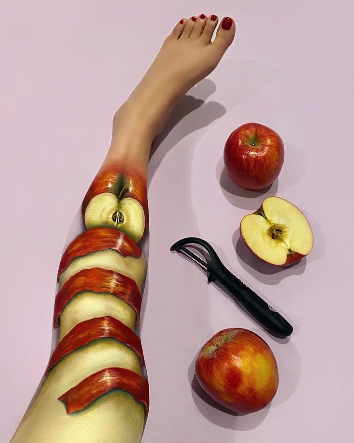 Chinese Artist Paints Food Impressively On Her Body