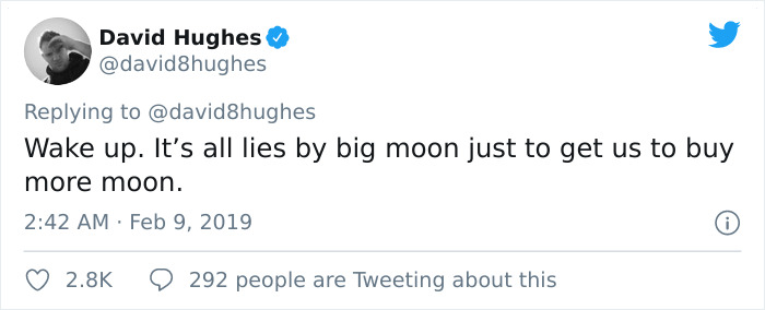 Guy Explains Why The Moon Landings Are A Hoax, And His Thread Is Better Than Any Conspiracy Theory