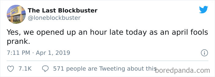 The-Last-Blockbuster-Funny-Tweets