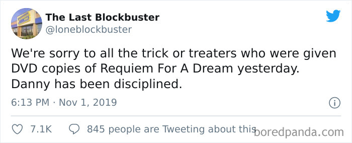 The-Last-Blockbuster-Funny-Tweets