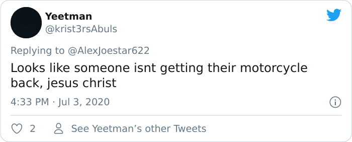 People Are Horrified Over This Enormous 'Human-Sized' Bat People Are Horrified Over This Enormous 'Human-Sized' Bat