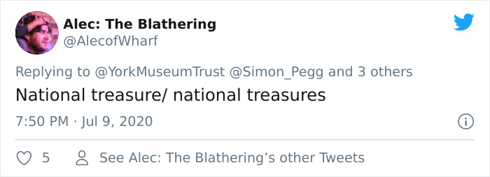 Museum Tweets Judi Dench As Objects Found In Its Collection And It’s Hilariously Spot-On Museum Tweets Judi Dench As Objects Found In Its Collection And It’s Hilariously Spot-On