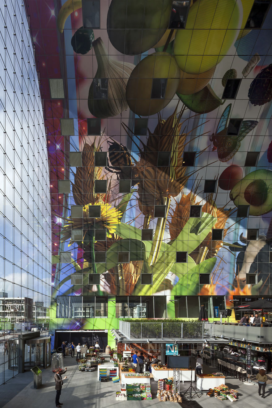 6 Years Ago, I Designed A Huge Digital Mural For Rotterdam’s Markthal And It’s Still The Craziest Project In My Career