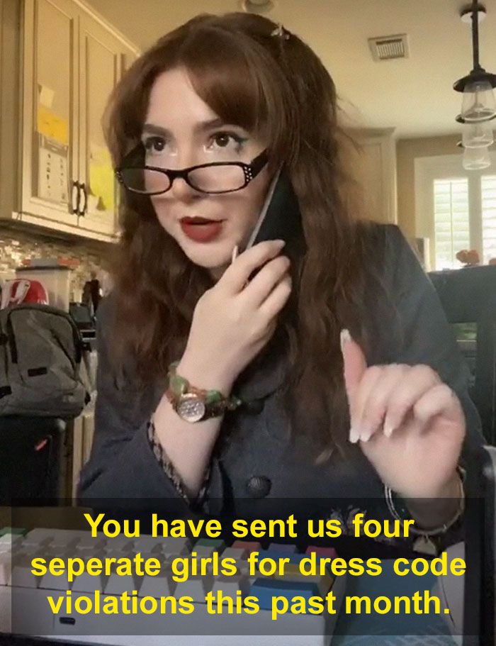 Woman Shows How Sexist School Dress Codes Are On TikTok, Where She Acts As The Hero All Girls Need Woman Shows How Sexist School Dress Codes Are On TikTok, Where She Acts As The Hero All Girls Need
