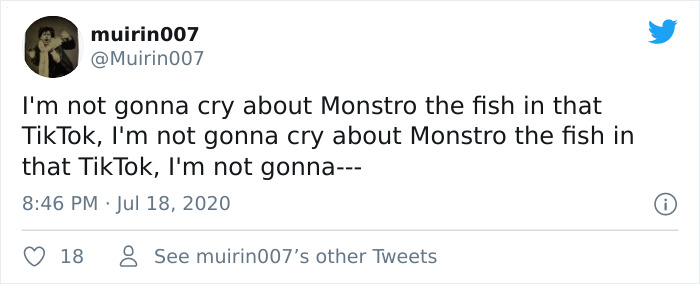 Dying, Neglected 10-Year-Old Goldfish Gets Returned To A Petstore, So This Person Nurses It Back To Health Dying, Neglected 10-Year-Old Goldfish Gets Returned To A Petstore, So This Person Nurses It Back To Health