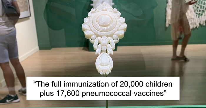 This Exhibition Exposes The True Worth Of The Jewelry Collection Of A Corrupt First Lady Of The Philippines And It’s Infuriating