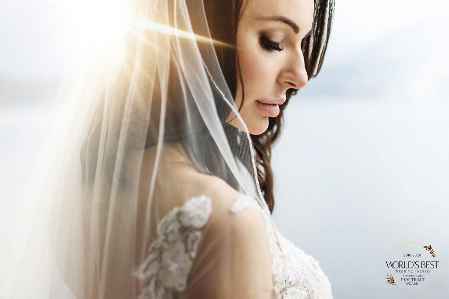 Her Look, That Light - You Can't Stop Looking