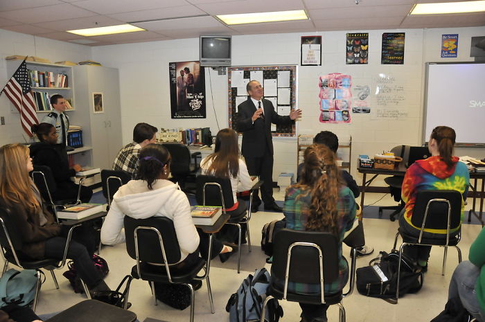 30 Casual Things That People Learned Embarrassingly Late