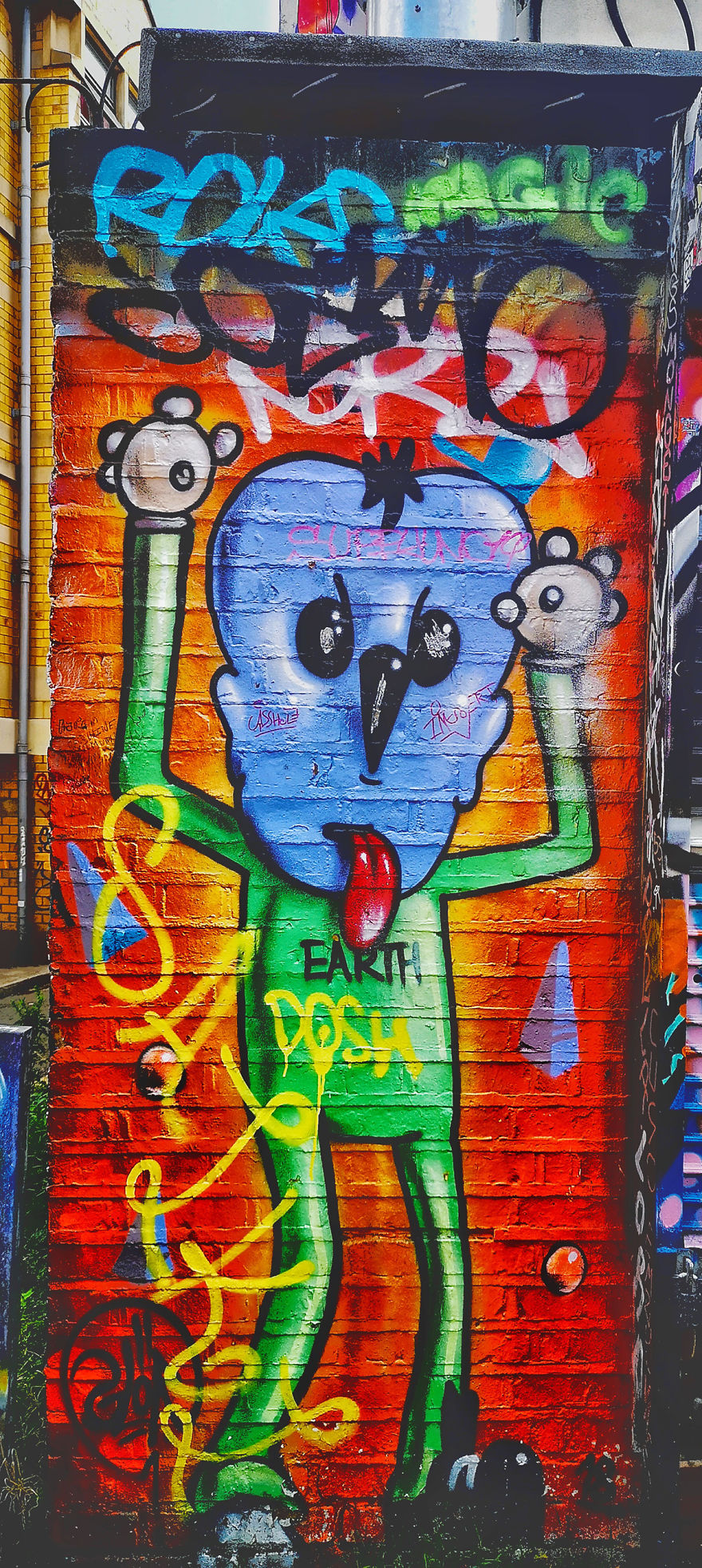 I Capture Street Art Walking Around London