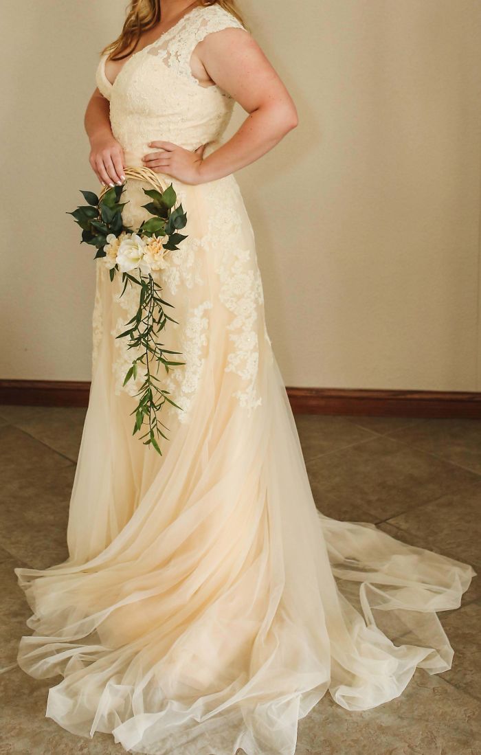 Purchased My Dress From Salvation Army For $20 And It Turned Out Beautiful In The Pictures. Also Homemade Bouquet For About $3.