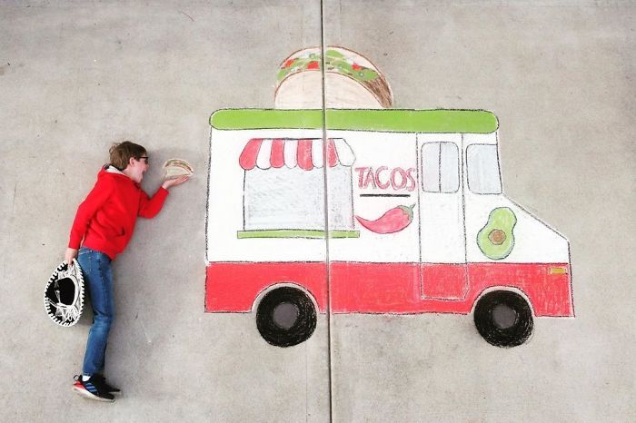 14-Year-Old-Daily-Chalk-Art-For-Her-Brother-So-He-Could-Travel