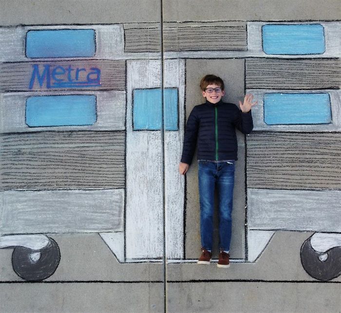 14-Year-Old-Daily-Chalk-Art-For-Her-Brother-So-He-Could-Travel