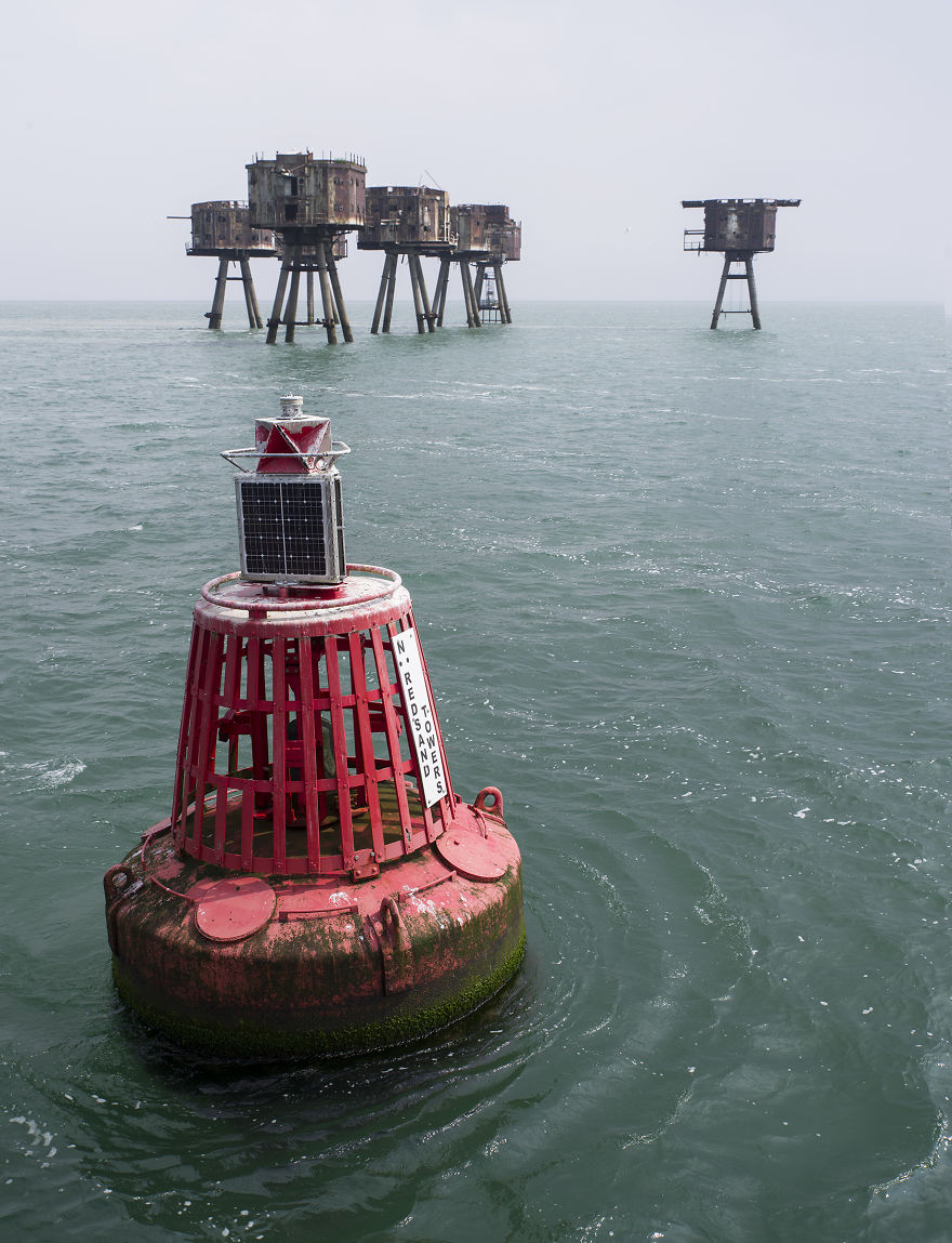 I Photographed WWII Gun Towers In Thames Estuary, UK I Photographed WWII Gun Towers In Thames Estuary, UK