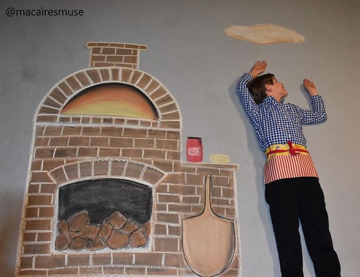 14-Year-Old-Daily-Chalk-Art-For-Her-Brother-So-He-Could-Travel