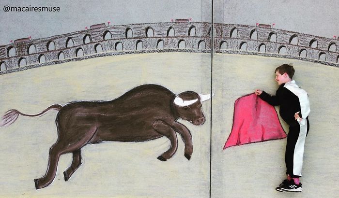 14-Year-Old-Daily-Chalk-Art-For-Her-Brother-So-He-Could-Travel