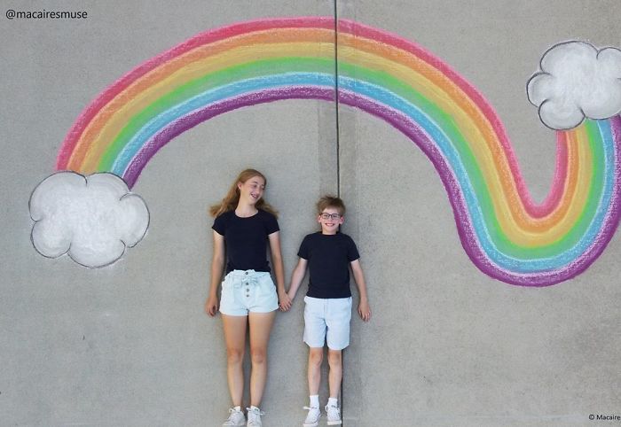 14-Year-Old-Daily-Chalk-Art-For-Her-Brother-So-He-Could-Travel