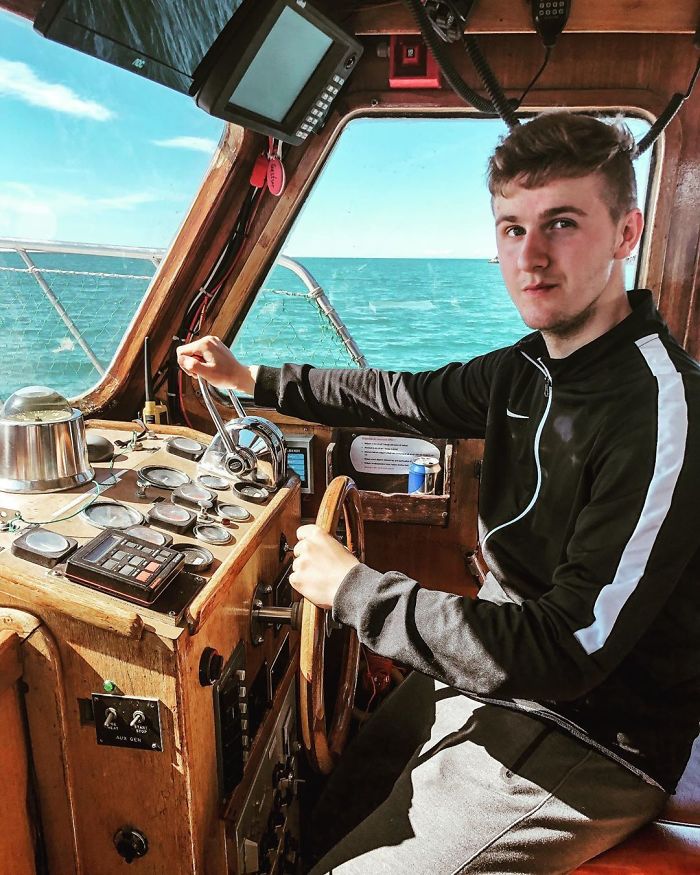 Boy With Autism Builds The World's Largest Titanic Replica From 56k Lego Bricks Boy With Autism Builds The World's Largest Titanic Replica From 56k Lego Bricks