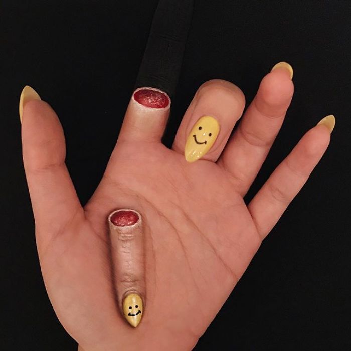 Chinese Artist Paints Food Impressively On Her Body