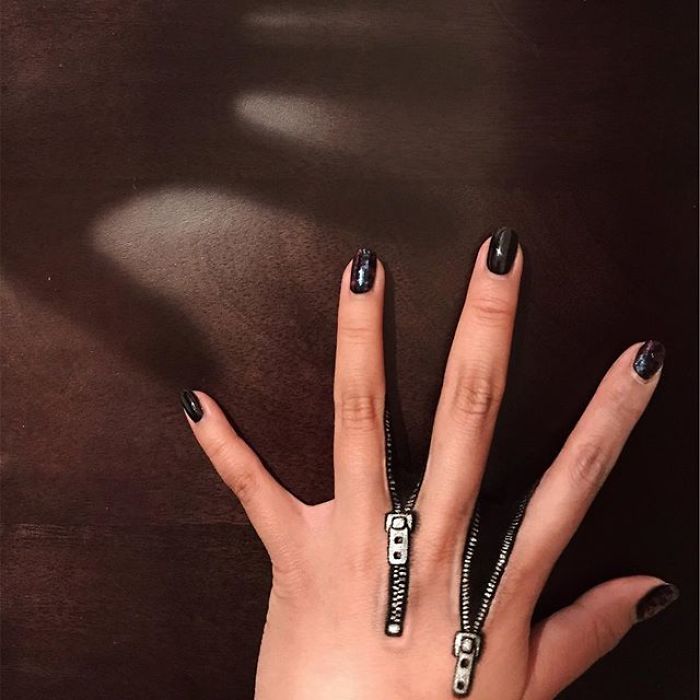 Chinese Artist Paints Food Impressively On Her Body