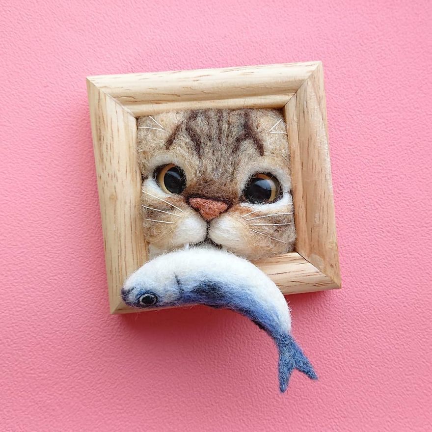 Artist Creates Realistic 3D Frames Of Cats And They Are Perfect!