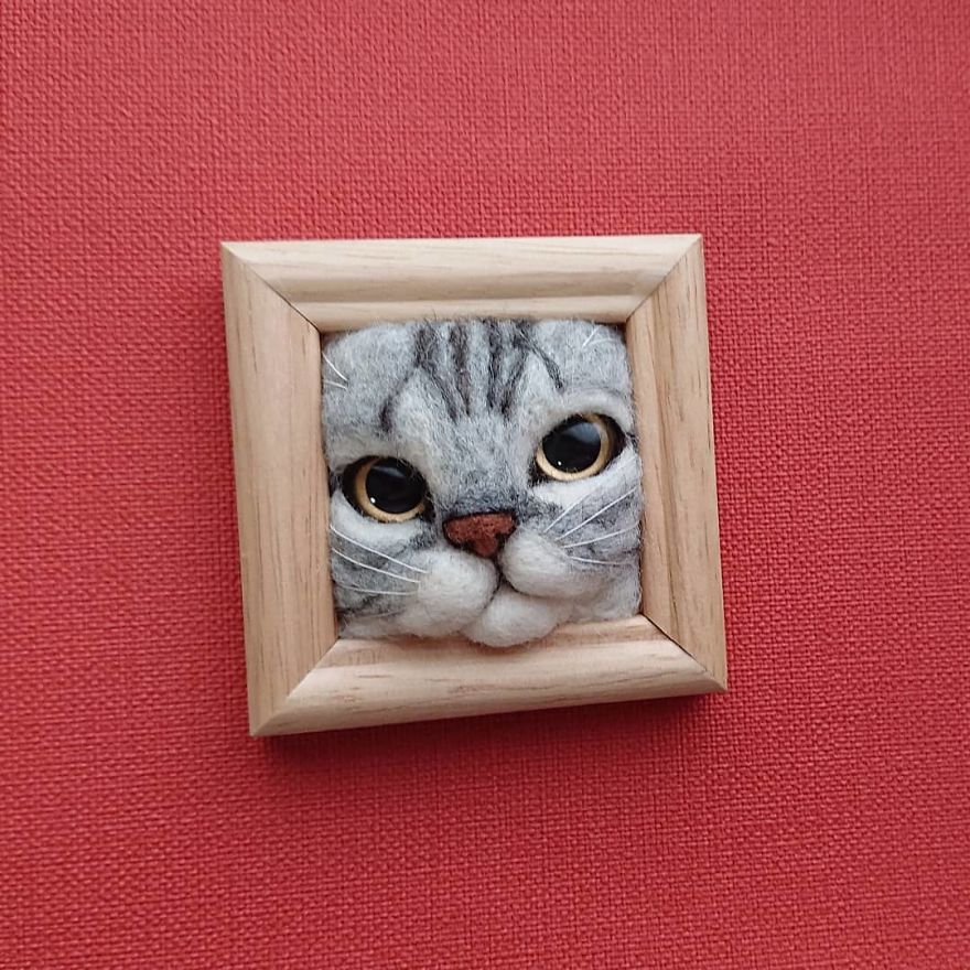 Artist Creates Realistic 3D Frames Of Cats And They Are Perfect!