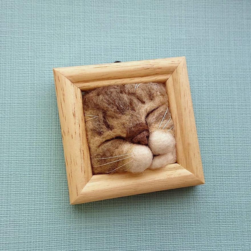 Artist Creates Realistic 3D Frames Of Cats And They Are Perfect!