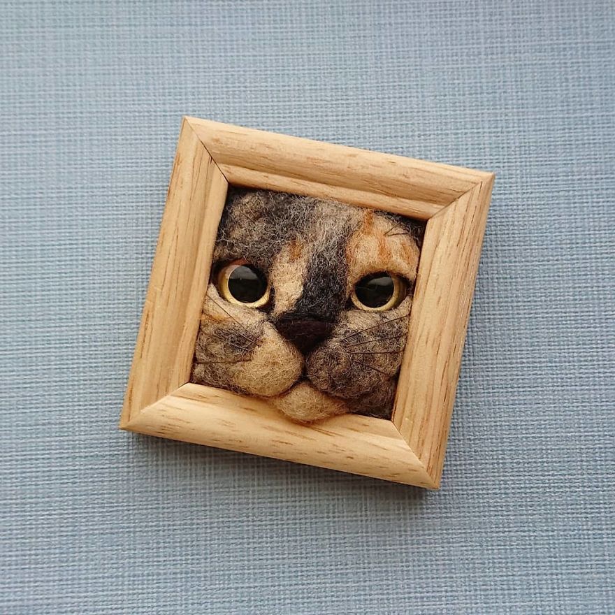 Artist Creates Realistic 3D Frames Of Cats And They Are Perfect!