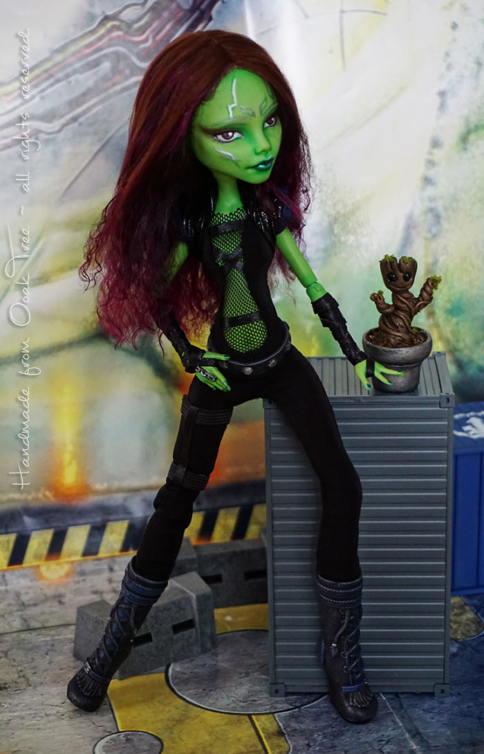 And Gamora With Baby Groot (He's 1cm Around 0.39 Inch Tall)