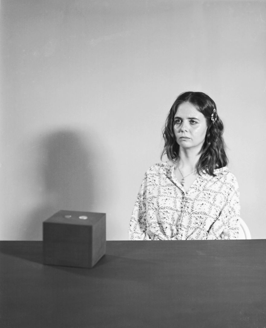 I Did An Experiment Where People Would Get Bored Out Of Their Minds So I Could Capture The Emotion (15 Pics) I Did An Experiment Where People Would Get Bored Out Of Their Minds So I Could Capture The Emotion (15 Pics)