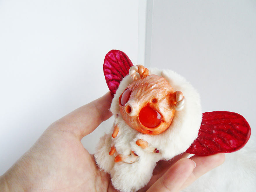 Beginner-Toymaker-Cute-Creepy-Toys-Lelea-Creatures