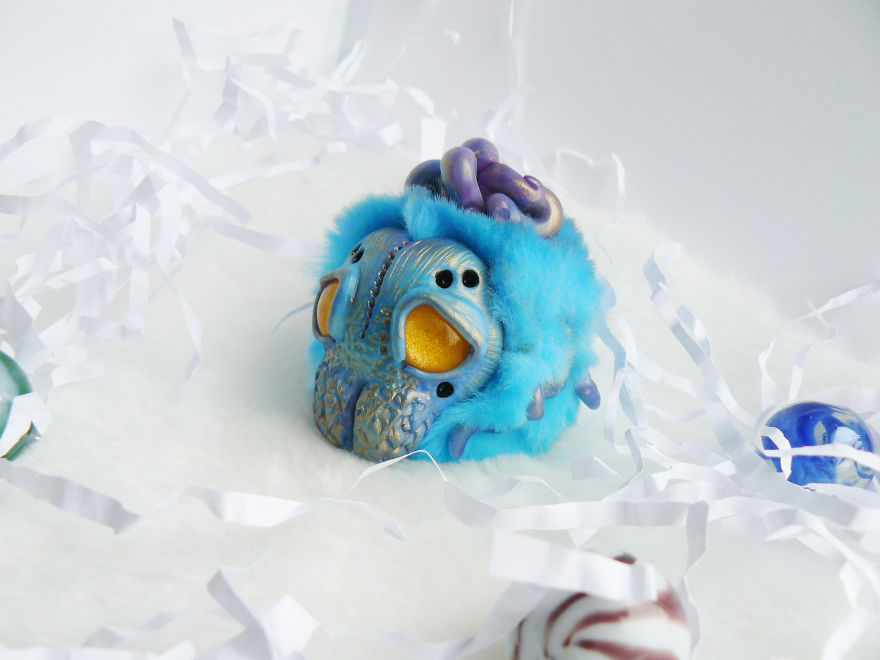 Beginner-Toymaker-Cute-Creepy-Toys-Lelea-Creatures