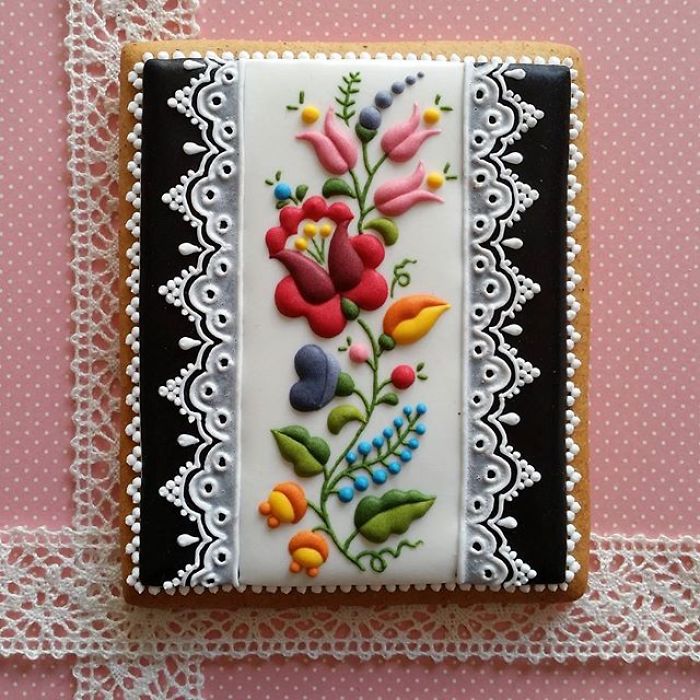 Hungarian Chef Turns Cookies Into Works Of Art; And Your Pet Can Be Honored In One Of Them