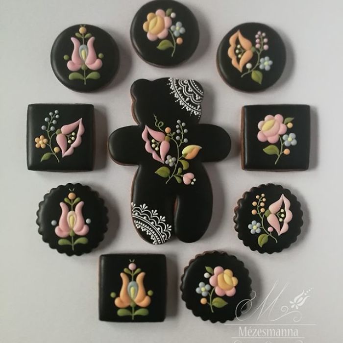 Hungarian Chef Turns Cookies Into Works Of Art; And Your Pet Can Be Honored In One Of Them