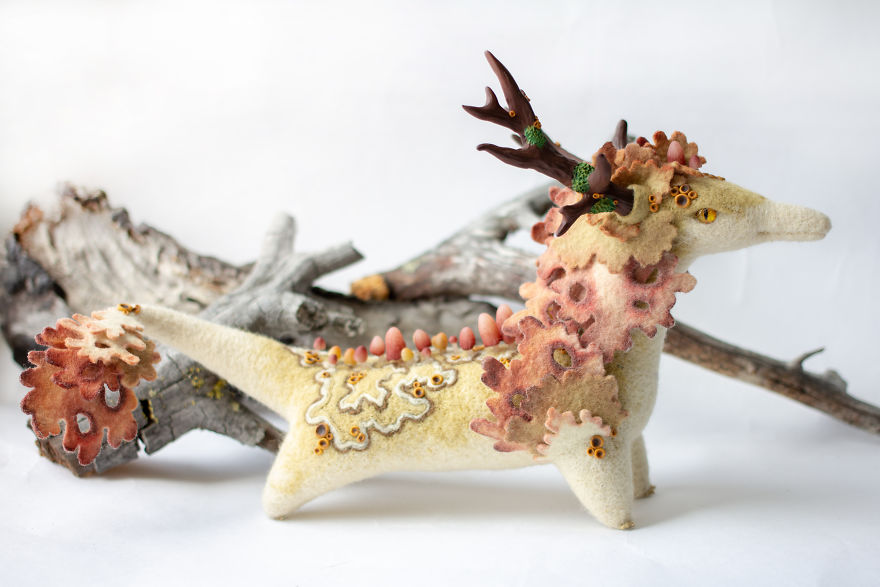 I Make These Adorable Felted Dragons Inspired By The Nature Around Me