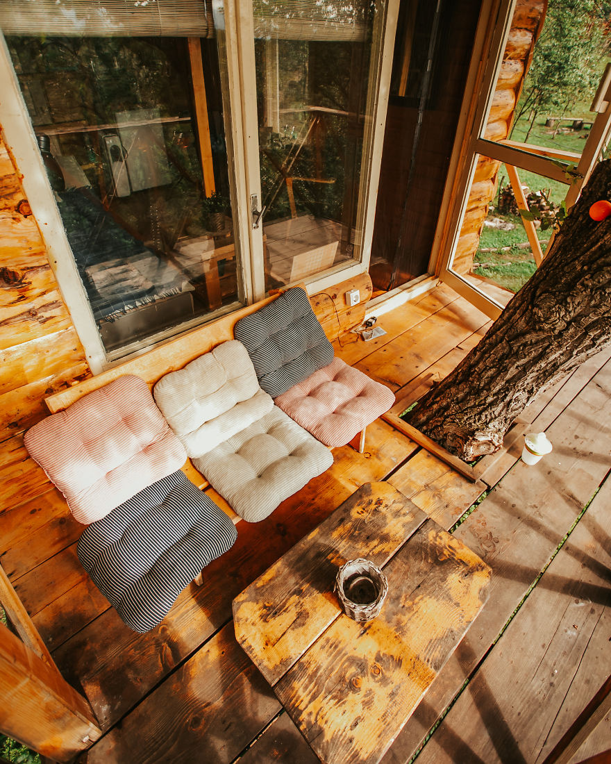 I Just Visited This Tree House Loft In Romania (27 Pics)