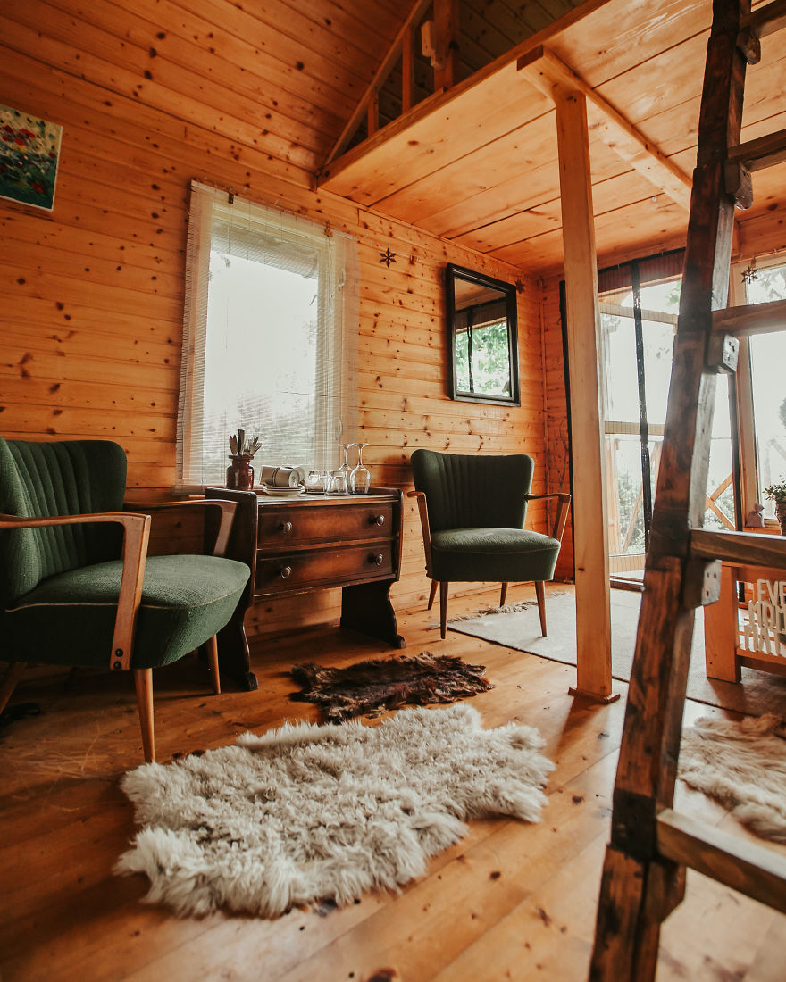 I Just Visited This Tree House Loft In Romania (27 Pics)